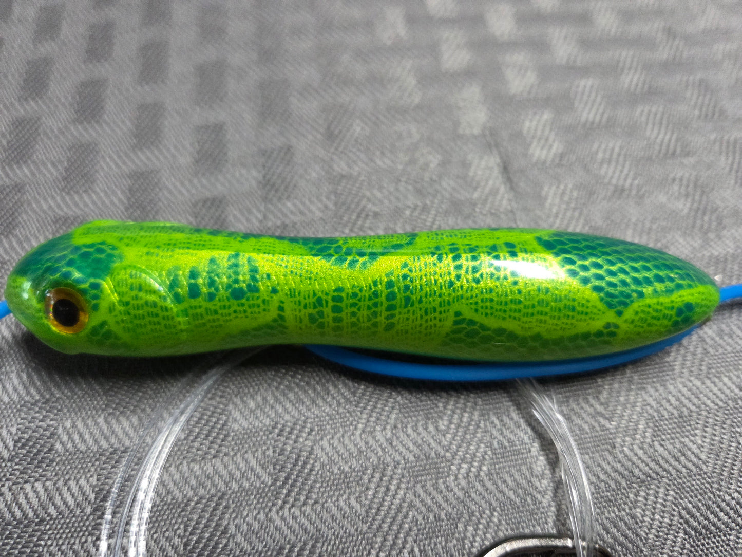 4 inch catfish rig River Rattle