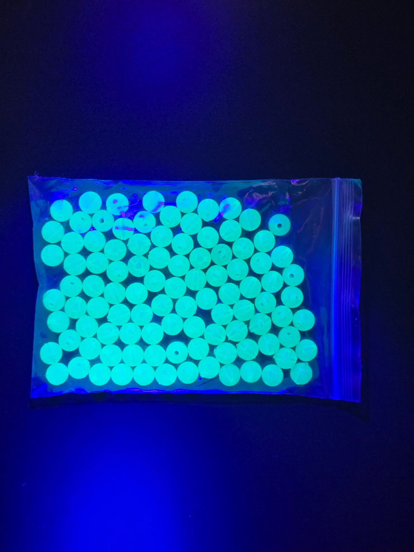 8mm Green Acrylic bead bag of 100
